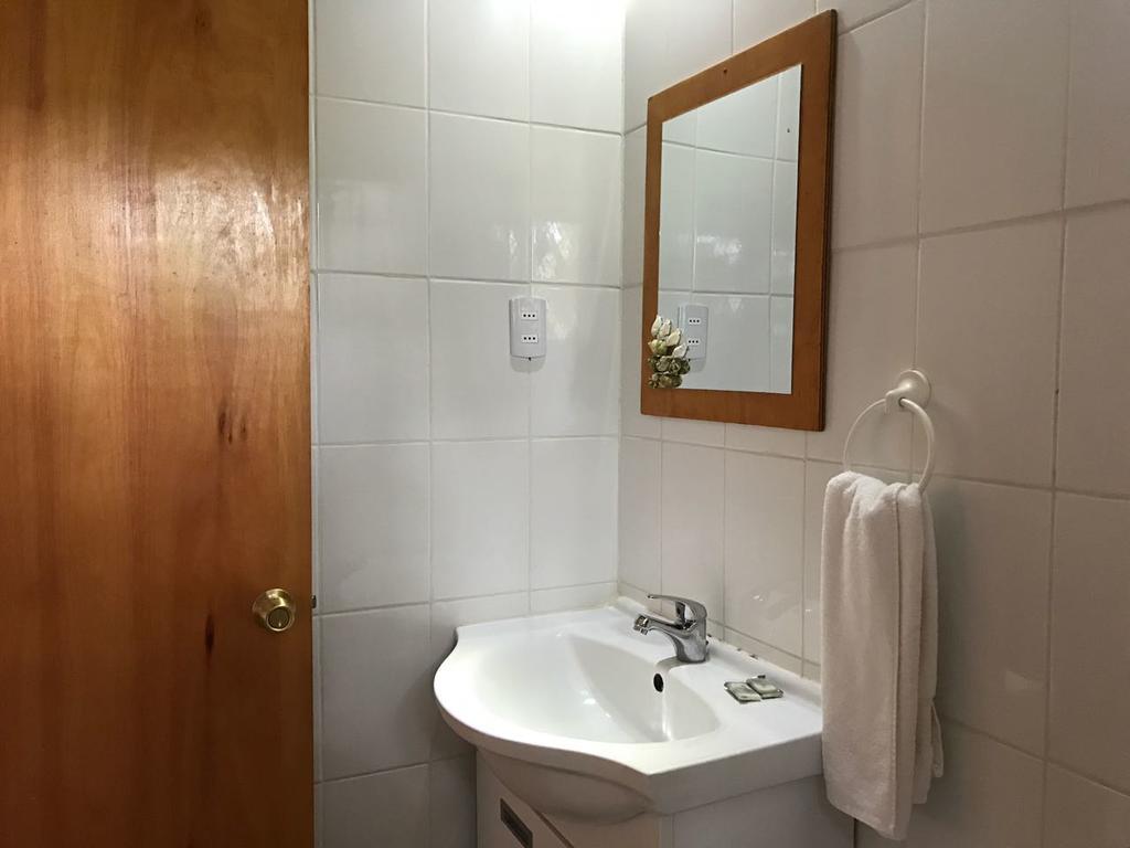 Mangai Rapa Nui Hotel Hanga Roa Room photo